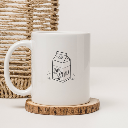 Mug blanc avec vache amusante style minimaliste pour une touche ludique