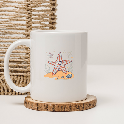 Mug illustré d'une étoile de mer souriante style cartoon sur fond marin
