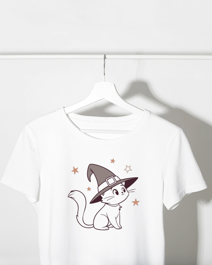 T-shirt avec motif chat magique dans un style enchanteur pour Halloween