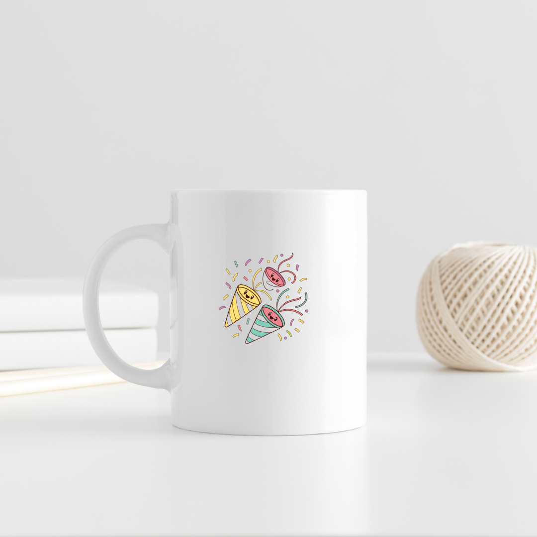 Mug décoré avec un motif de confettis kawaii joyeux