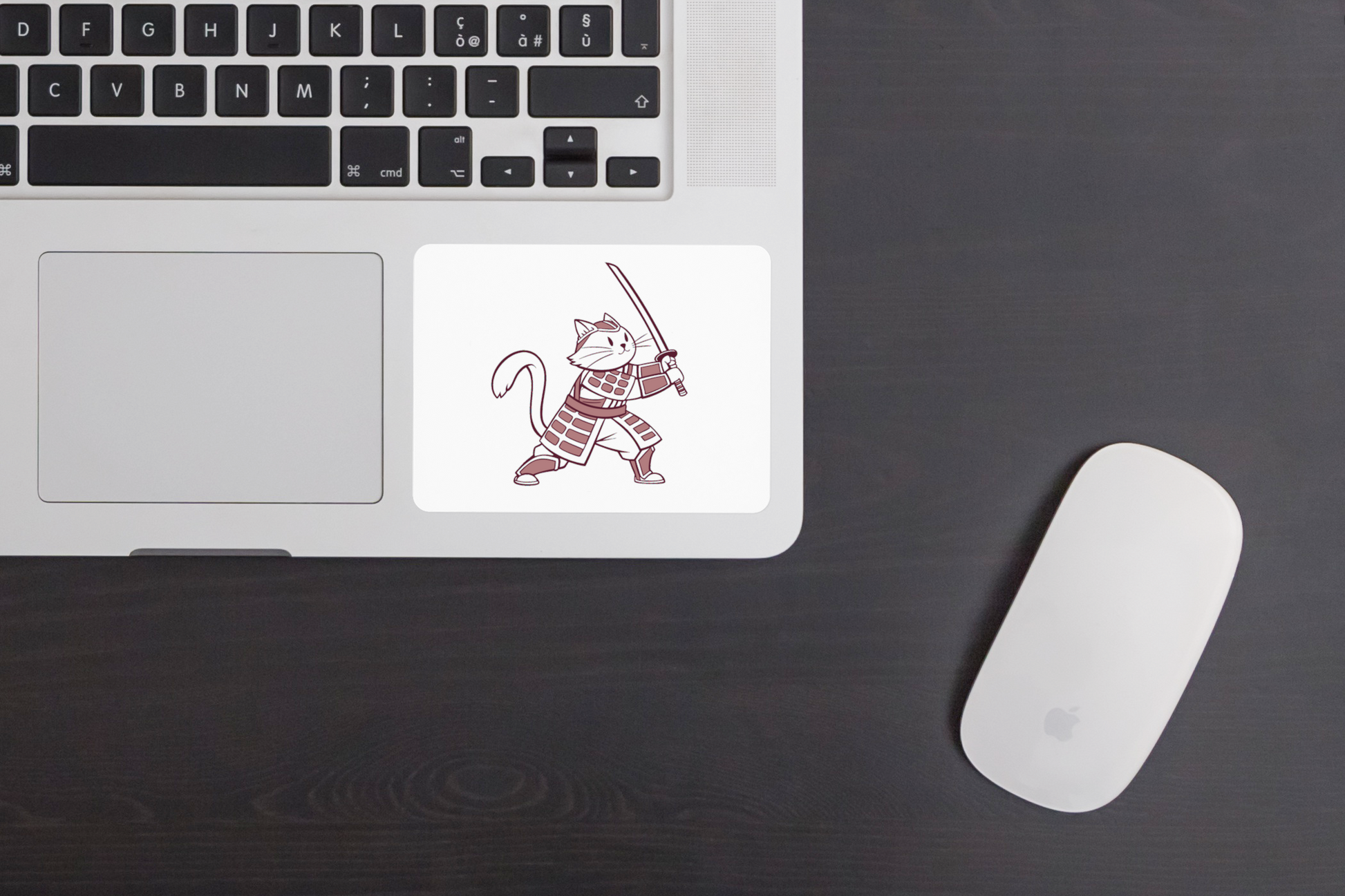 Sticker culturel avec chat samouraï en action style vectoriel unique