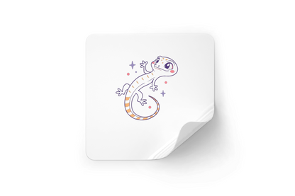 Sticker illustrant un lézard étoilé au style pastel émergeant d'une jungle enchantée