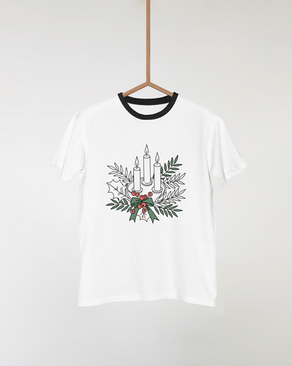 T-shirt décoré d'une couronne de bougies festives pour une touche de Noël élégante