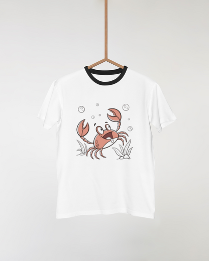 T-shirt avec crabe souriant amusant, style cartoon, ambiance océanique