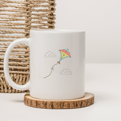 Mug avec motif minimaliste de cerf-volant dans le vent pour l'aventurier moderne