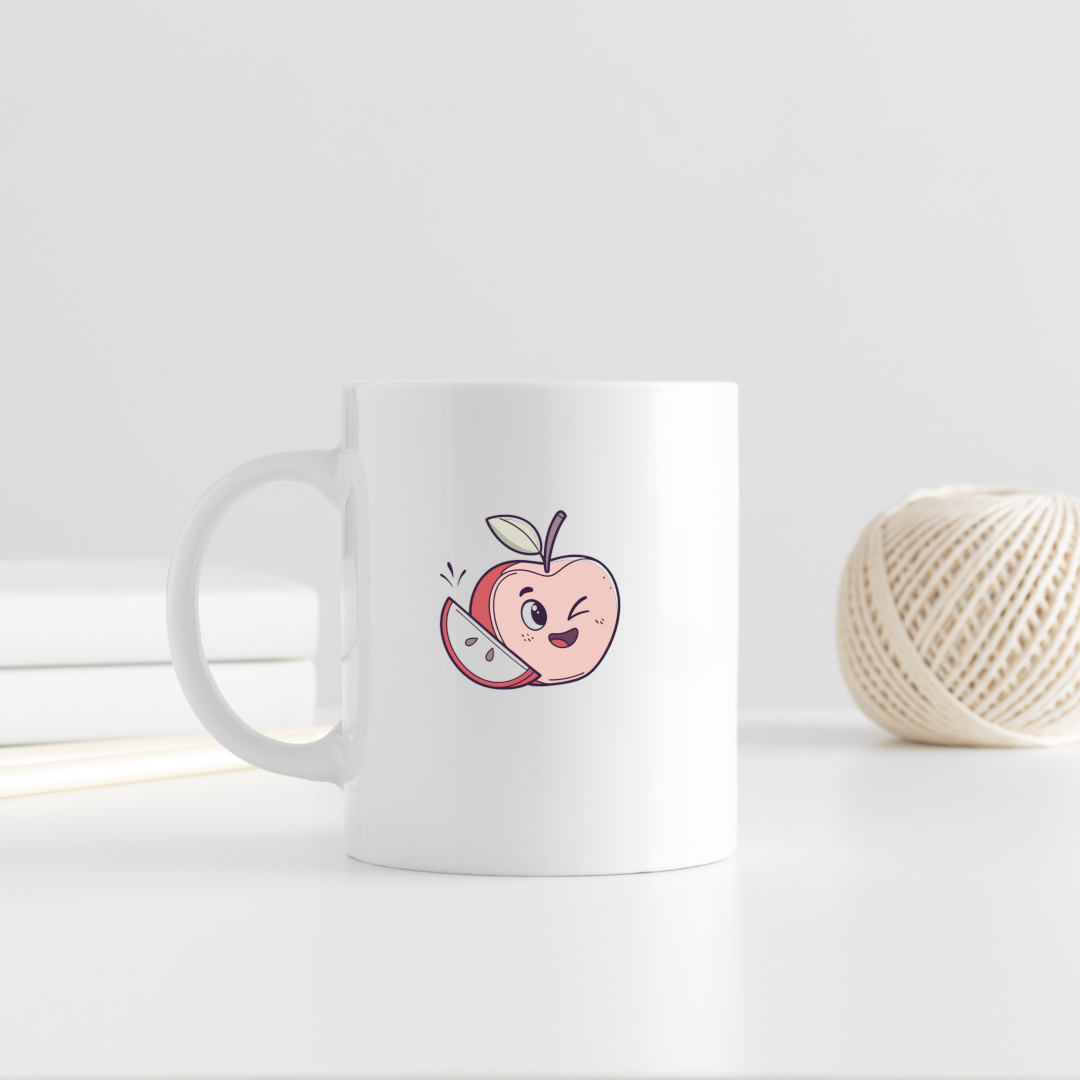 Mug décoratif avec pomme kawaii clignante et joyeuse dans un style ludique
