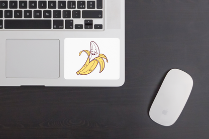 Sticker avec banane épluchée au sourire chaleureux dans un style vectoriel doux