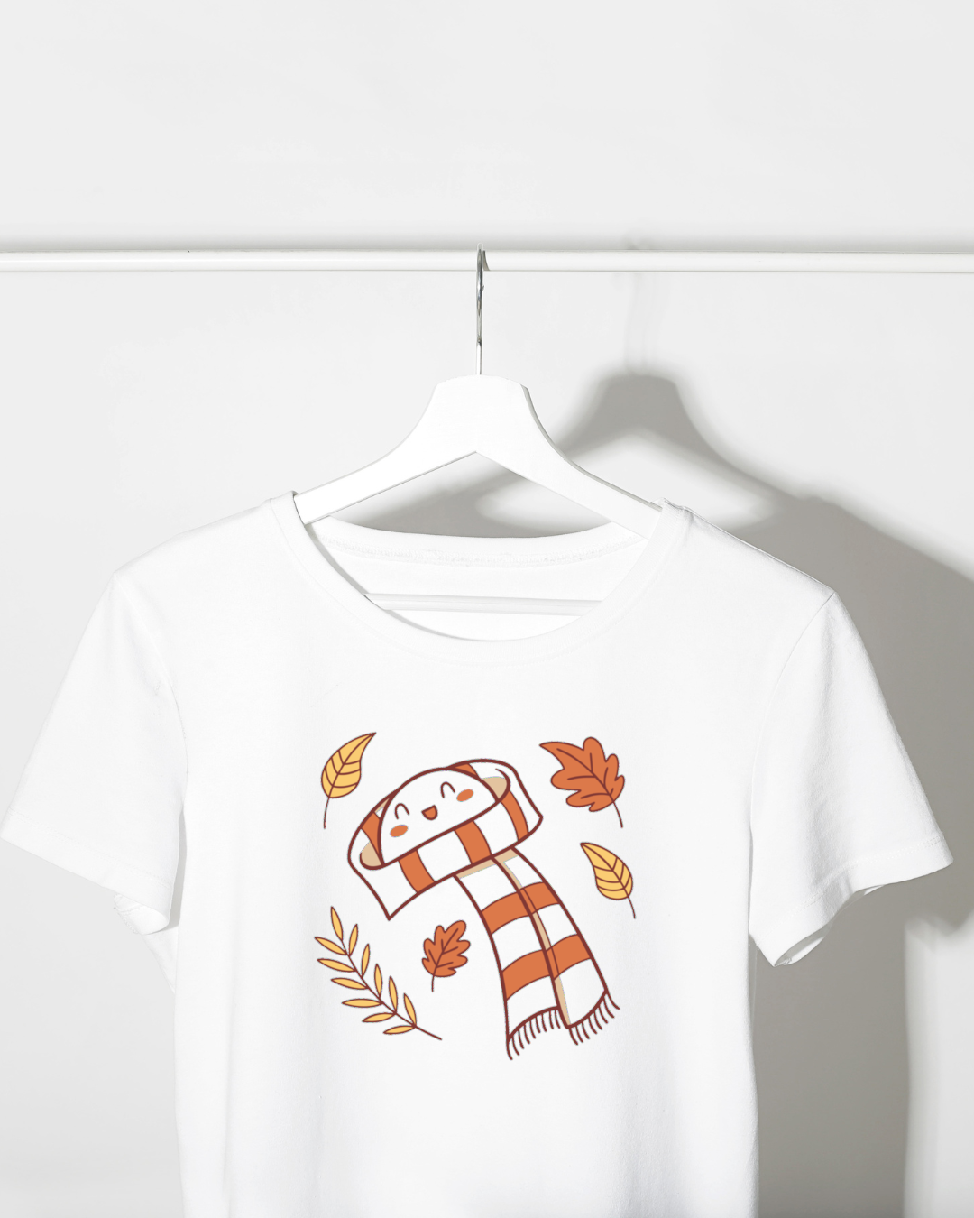 T-shirt avec motif élégant de feuilles d'automne minimalistes en écharpe rieuse