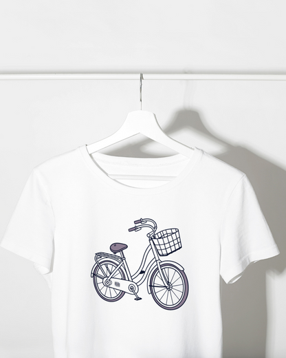 T-shirt urbain avec un dessin vectoriel de vélo rétro élégant et moderne