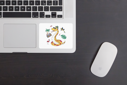 Sticker avec motif tropical montrant un serpent dansant sur fond coloré et ludique