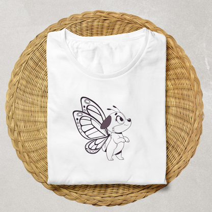T-shirt avec chiot aux ailes de papillon dans un style vectoriel ludique