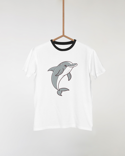T-shirt marin avec un dauphin joyeux en exploration dans un style artistique élégant