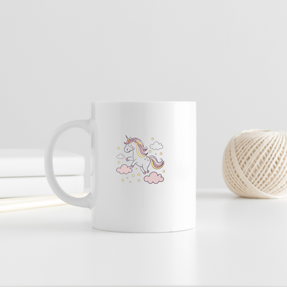 Mug avec licorne pastel sautant dans des nuages pour une ambiance rêve enchanté
