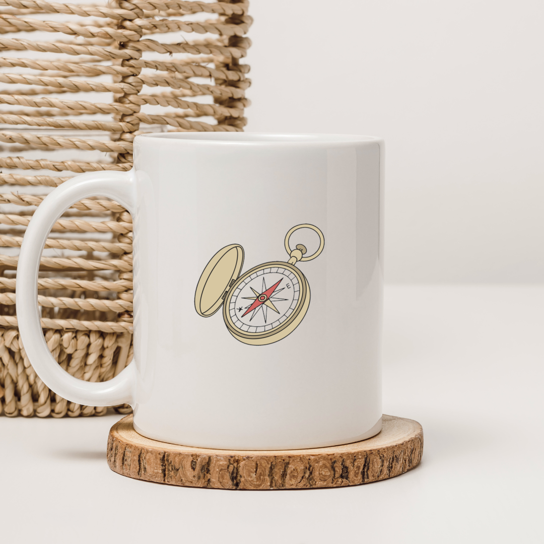 Mug avec design vintage, boussole vectorielle, idéal pour les amateurs d'aventure
