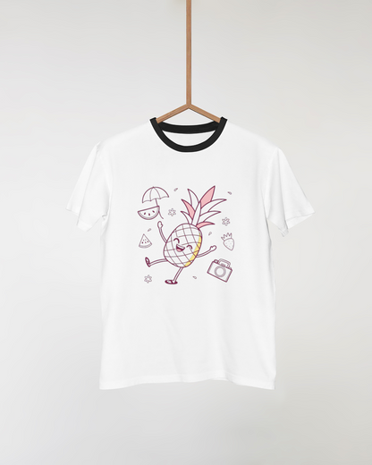 T-shirt style cartoon avec ananas joyeux en tenue estivale