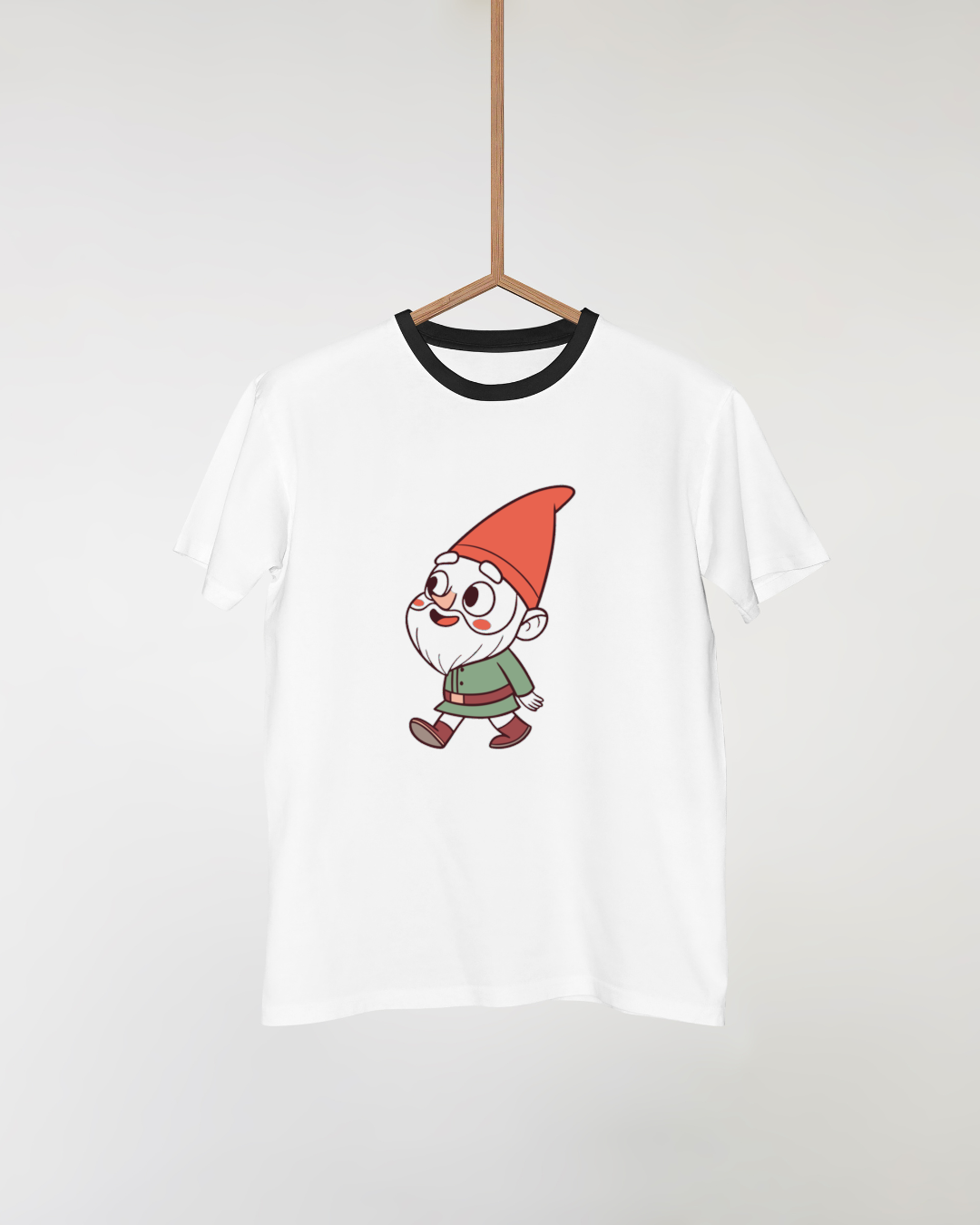 T-shirt avec gnome joyeux marchant dans un jardin coloré en style illustratif