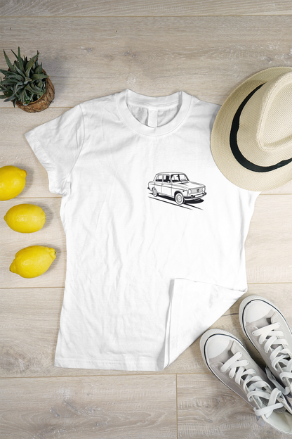 T-shirt design voiture rétro, pour un style unique et intemporel