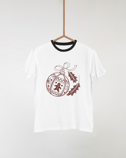 T-shirt chic avec dessin festif d'une boule de Noël dans un style vectoriel