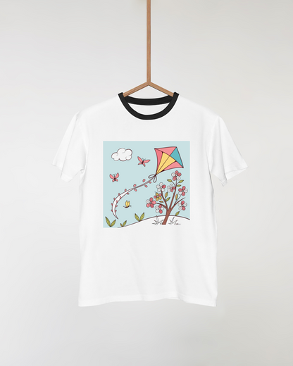 T-shirt avec cerf-volant minimaliste volant au-dessus de fleurs printanières