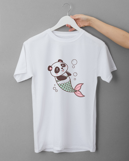 T-shirt décoratif avec panda sirène joyeuse style vectoriel doux aventure océanique
