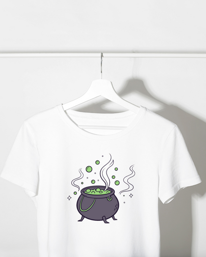 T-shirt avec chaudron magique en ébullition ambiance Halloween captivante