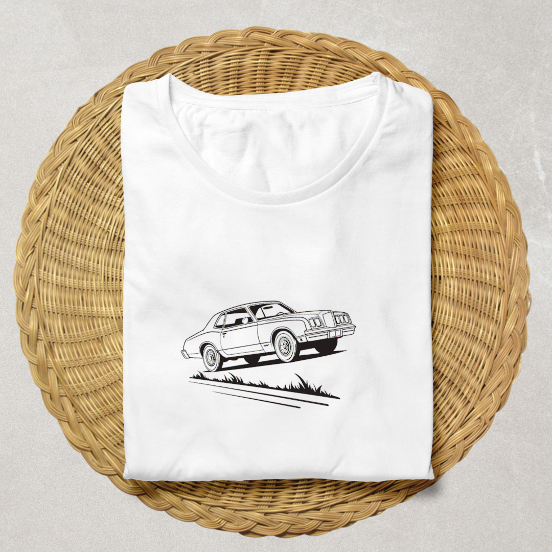 T-shirt original avec Oldsmobile Cutlass style vintage.