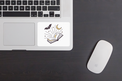 Sticker mystique affichant un livre magique ouvert avec style doodle captivant