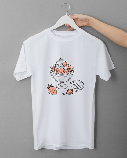 T-shirt orné d'un design sucré fraise au style épuré et moderne