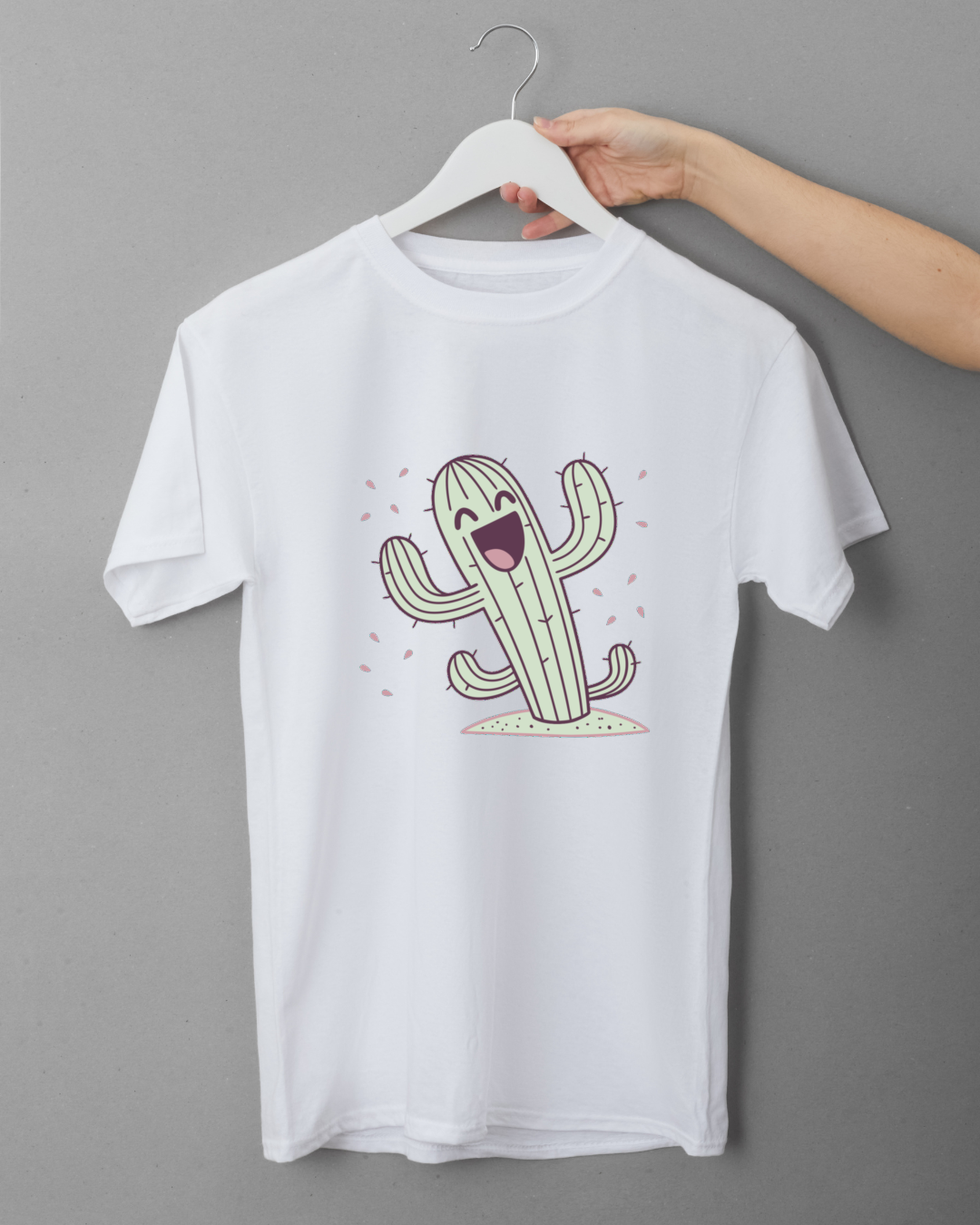 T-shirt avec un motif de cactus joyeux dans un style ludique pour une ambiance désert