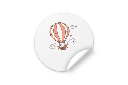Sticker décoratif pastel d'un chaton dans une montgolfière, esprit aventureux