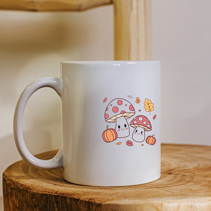 Mug avec champignons kawaii en scène automnale joyeuse décorant le design