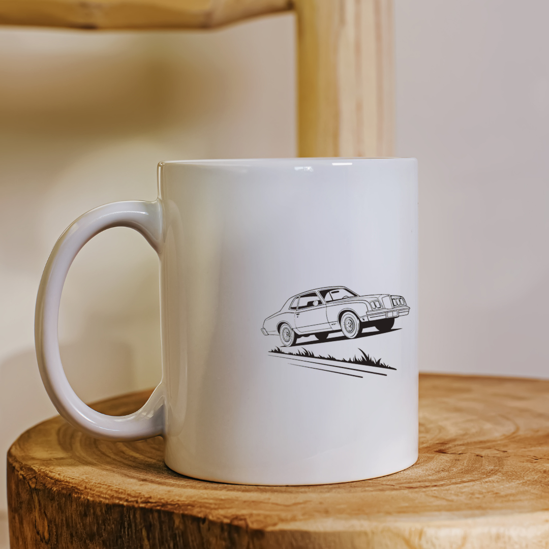 Mug personnalisé avec design rétro Oldsmobile Cutlass.
