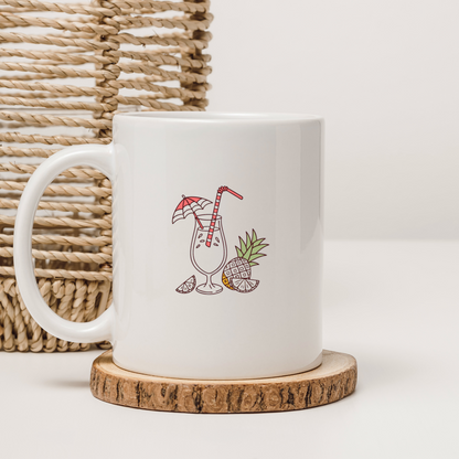 Mug vibrant en design pastel avec icône de cocktail tropical attirante
